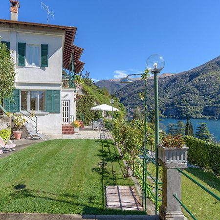 Casa Bambu - Splendida Vista Lago E Posto Auto Лальйо Екстер'єр фото